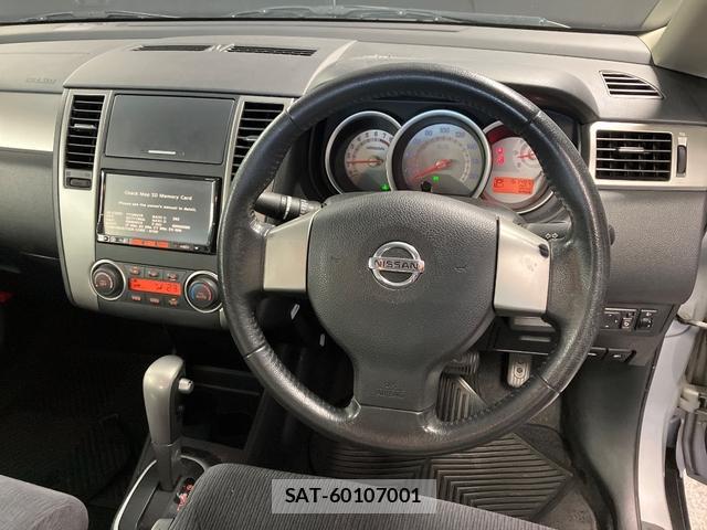 Nissan LATIO 2011 1329229-4