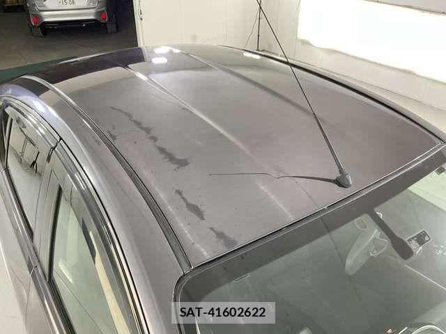 Nissan LATIO 2016-10 3377305-8
