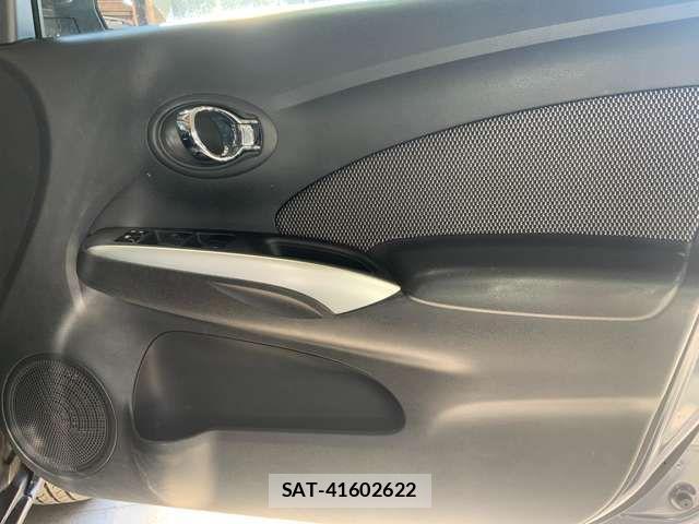 Nissan LATIO 2016-10 3377305-12