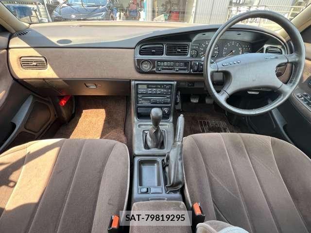 Nissan LAUREL 1992-05 5870584-14