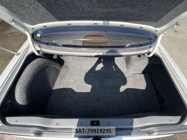 Nissan LAUREL 1992-05 5870584-16