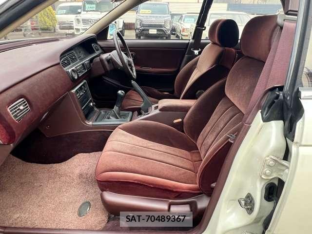 Nissan LAUREL 1990-09 5870578-14