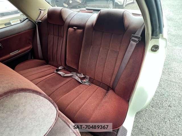 Nissan LAUREL 1990-09 5870578-17