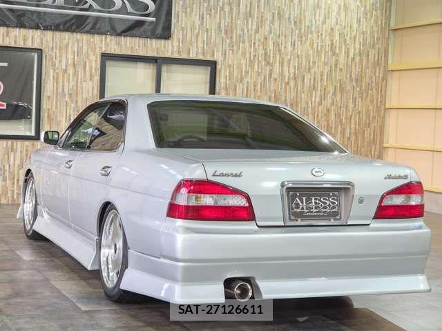Nissan LAUREL 2001-01 6907390-5