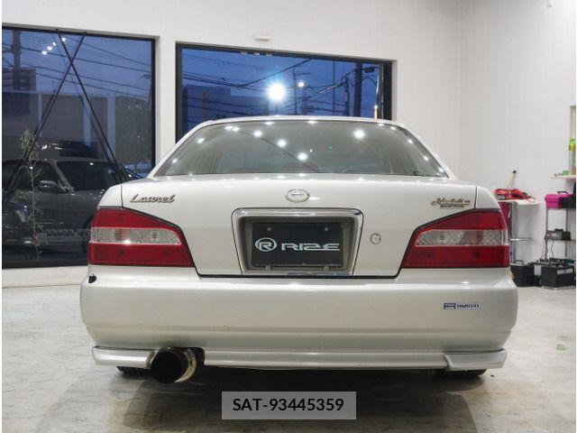 Nissan LAUREL 2001-11 6994820-4