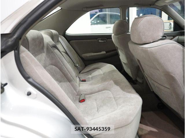 Nissan LAUREL 2001-11 6994820-8