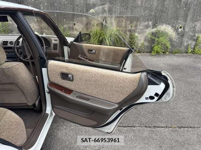 Nissan LAUREL 1995-07 7327887-16