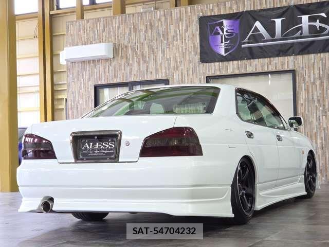 Nissan LAUREL 2002-07 7455277-1