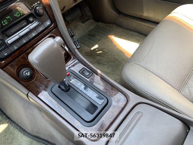 Nissan LAUREL 2001-03 8659811-6