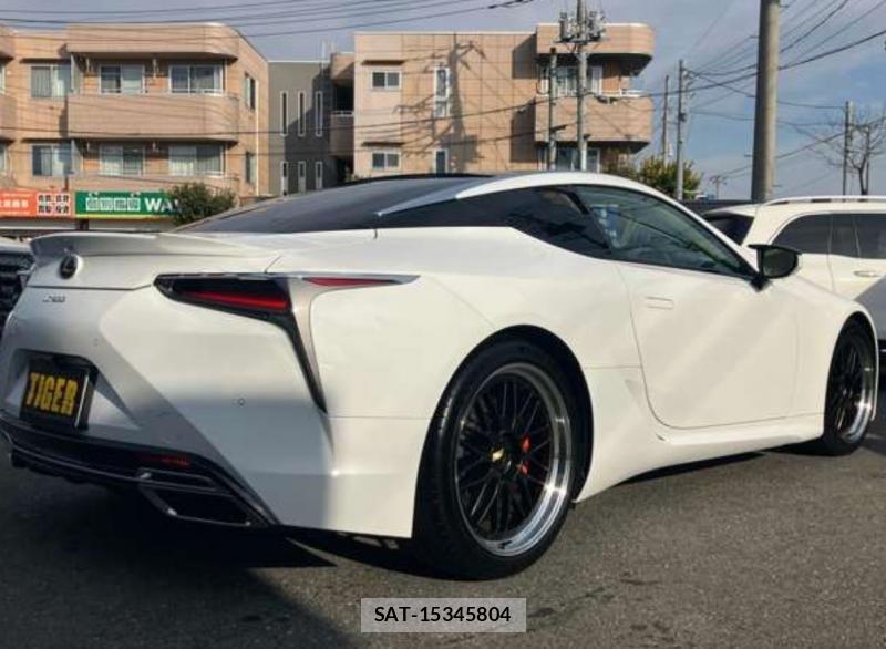Lexus LC 2023-10 6714930-2