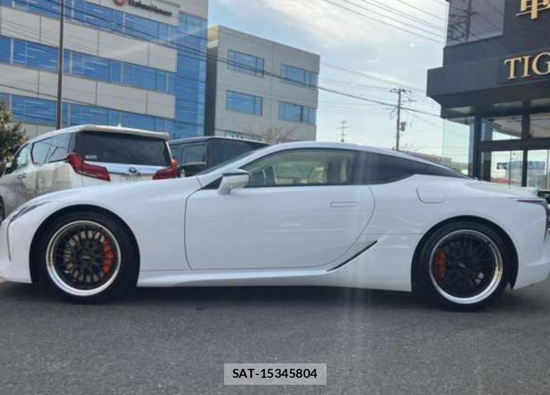 Lexus LC 2023-10 6714930-5