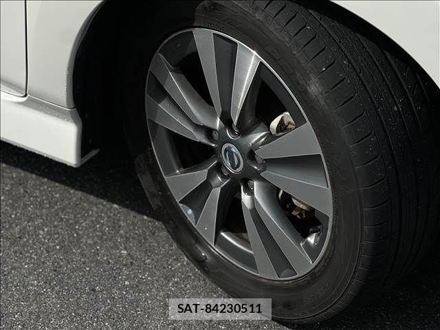 Nissan LEAF 2019-03 1067347-10