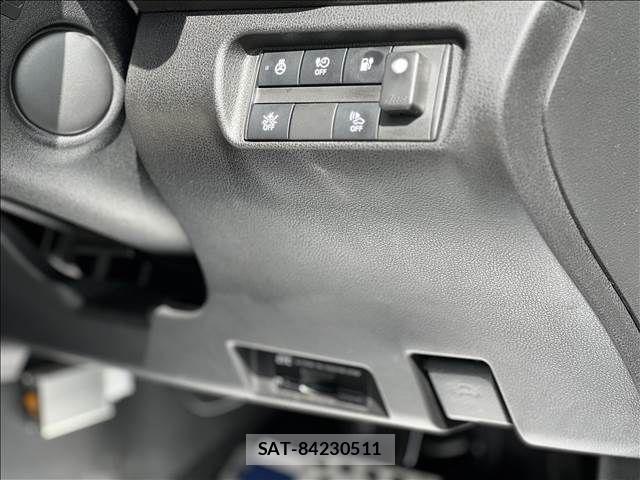Nissan LEAF 2019-03 1067347-19