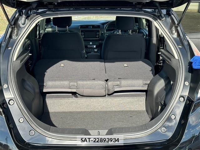 Nissan LEAF 2018-08 201308-14