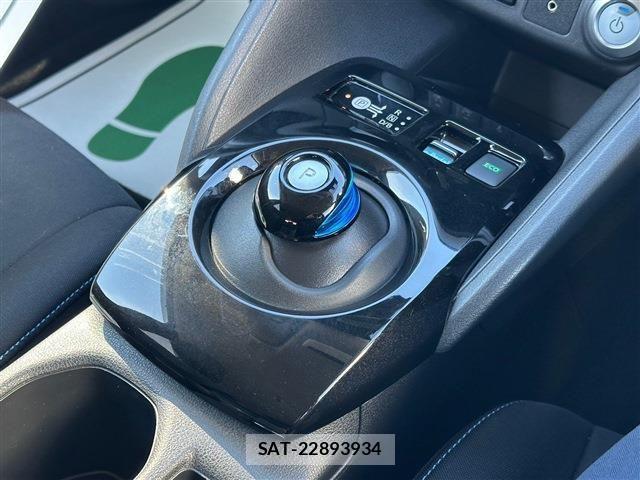 Nissan LEAF 2018-08 201308-21