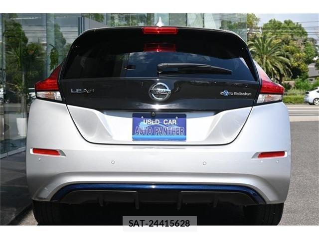Nissan LEAF 2020-07 1286239-3