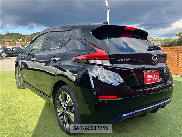 Nissan LEAF 2021-11 1413139-15