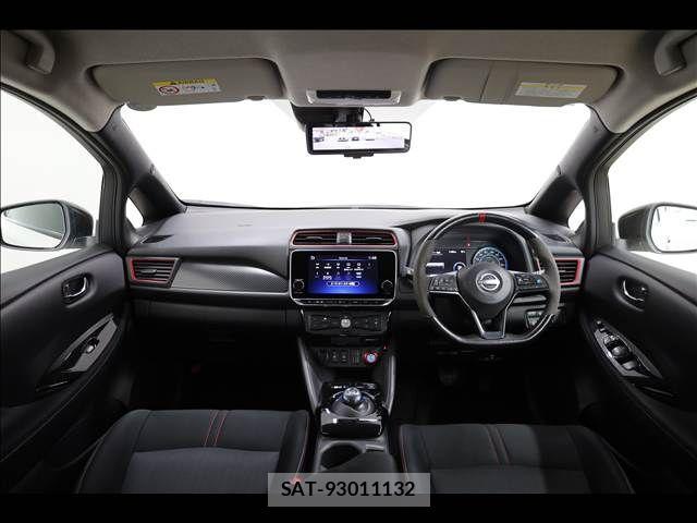 Nissan LEAF 2021-09 1429066-2