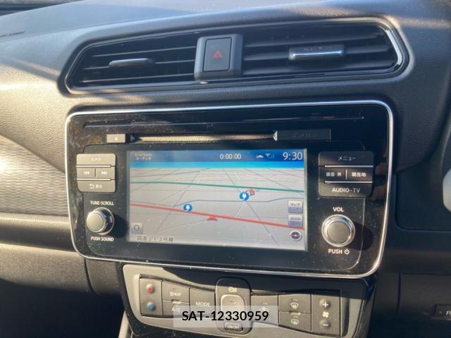 Nissan LEAF 2018-05 1463825-9