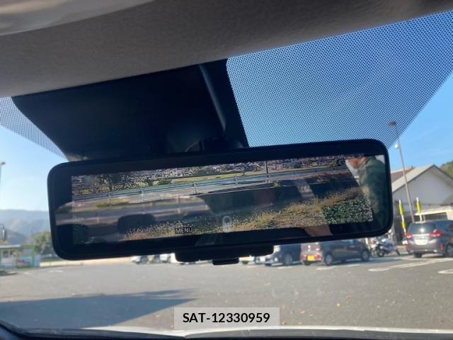 Nissan LEAF 2018-05 1463825-12