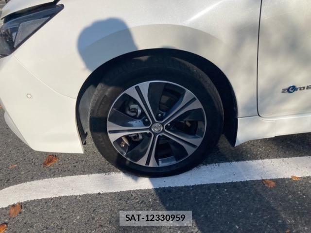 Nissan LEAF 2018-05 1463825-18