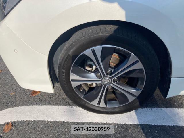 Nissan LEAF 2018-05 1463825-19