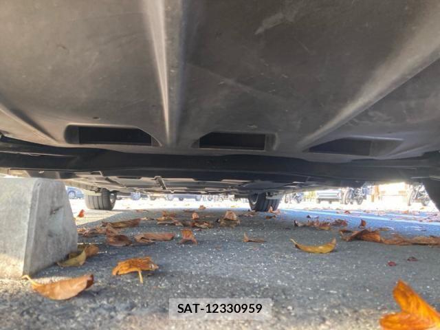 Nissan LEAF 2018-05 1463825-22