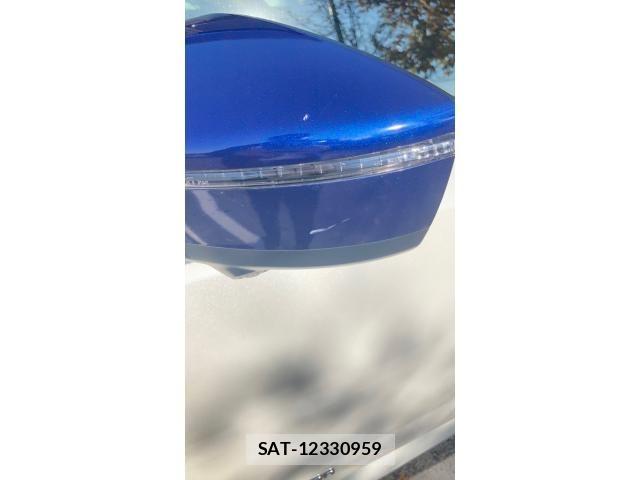 Nissan LEAF 2018-05 1463825-24