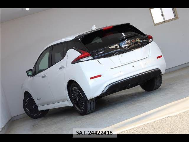 Nissan LEAF 2023-05 1586103-10