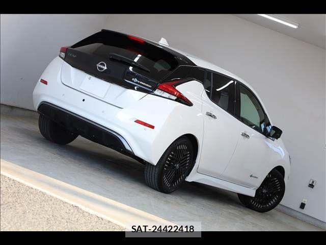 Nissan LEAF 2023-05 1586103-11