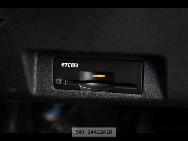 Nissan LEAF 2023-05 1586103-15