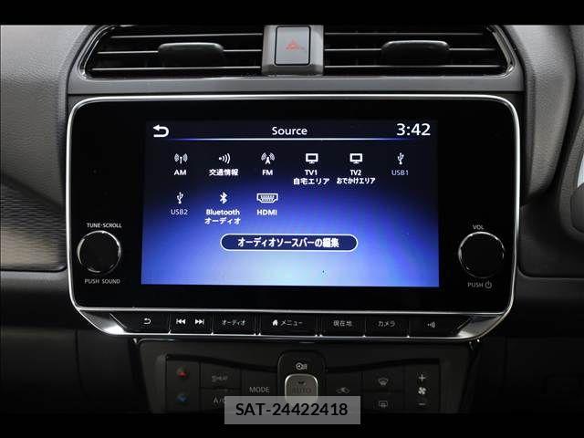 Nissan LEAF 2023-05 1586103-3