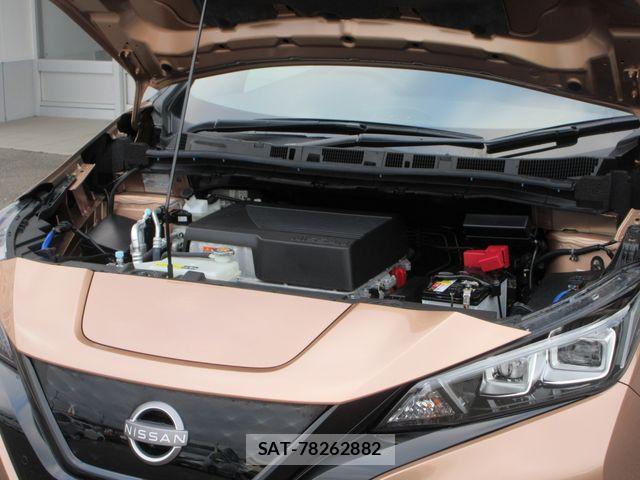 Nissan LEAF 2021-10 2002178-20