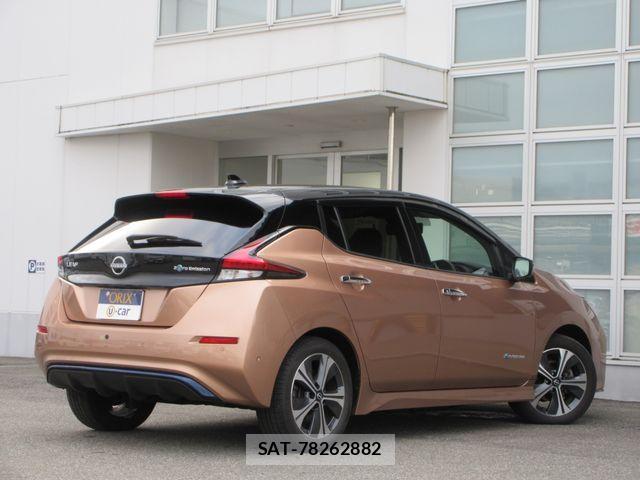 Nissan LEAF 2021-10 2002178-2
