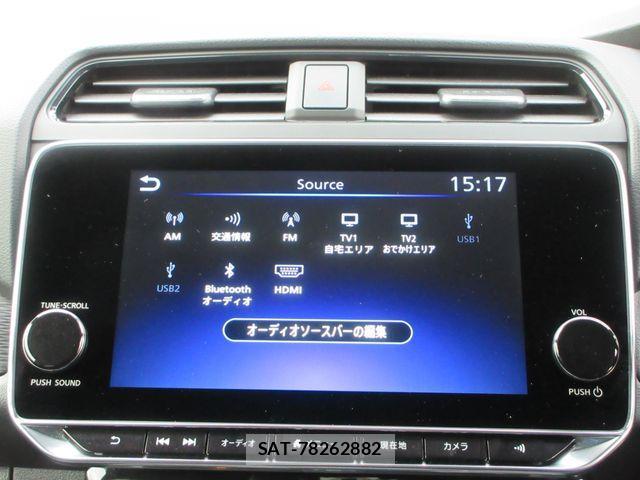 Nissan LEAF 2021-10 2002178-6