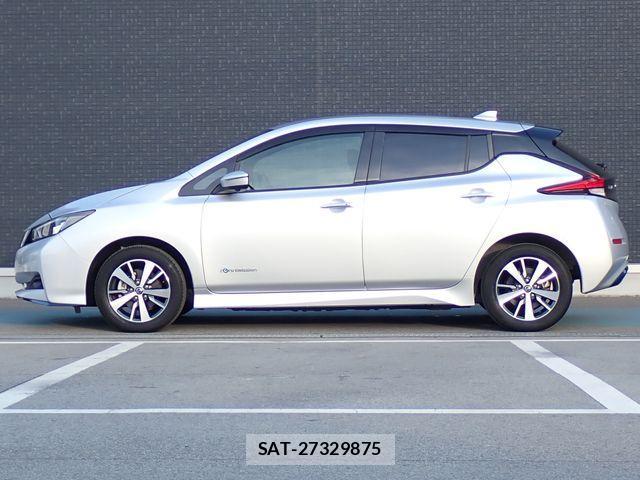 Nissan LEAF 2020-06 2668299-15