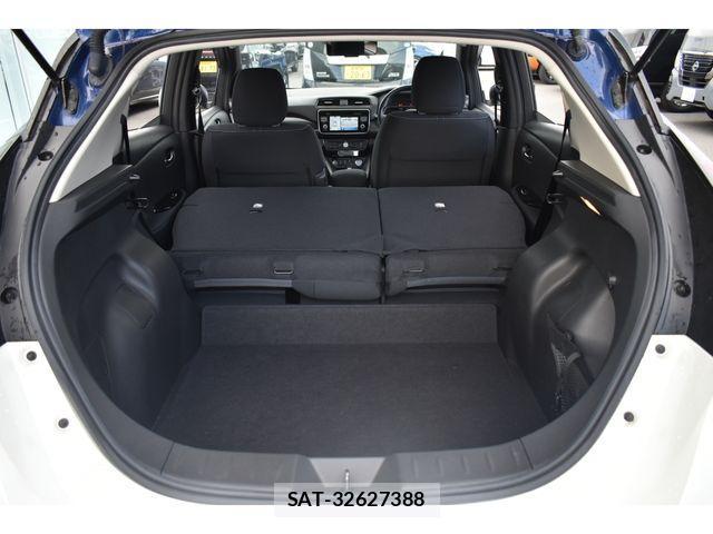 Nissan LEAF 2017-12 3421716-23