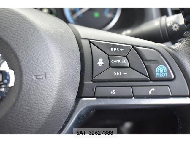 Nissan LEAF 2017-12 3421716-7