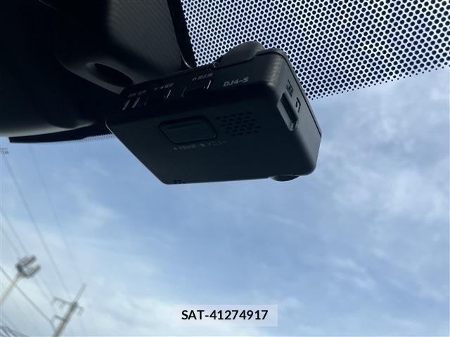 Nissan LEAF 2018-10 4110093-7