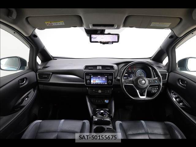 Nissan LEAF 2018-08 4371436-2