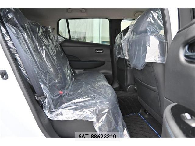 Nissan LEAF 2025-01 6002708-13