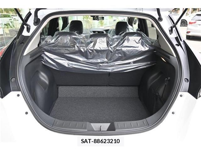 Nissan LEAF 2025-01 6002708-15
