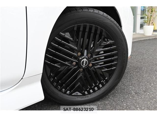 Nissan LEAF 2025-01 6002708-17