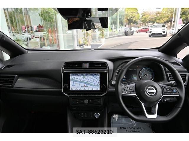 Nissan LEAF 2025-01 6002708-8