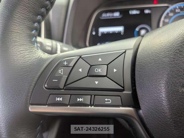 Nissan LEAF 2021-08 6245014-12