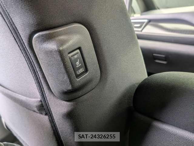 Nissan LEAF 2021-08 6245014-13