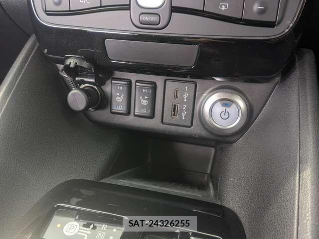 Nissan LEAF 2021-08 6245014-14