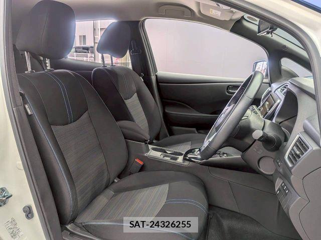 Nissan LEAF 2021-08 6245014-18