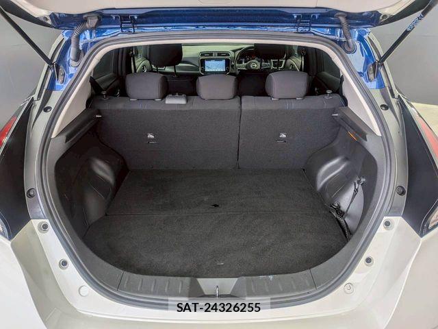 Nissan LEAF 2021-08 6245014-21