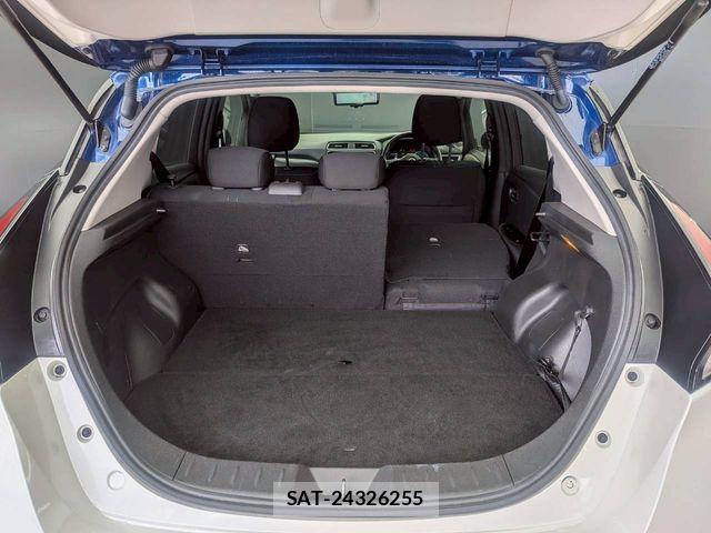 Nissan LEAF 2021-08 6245014-22